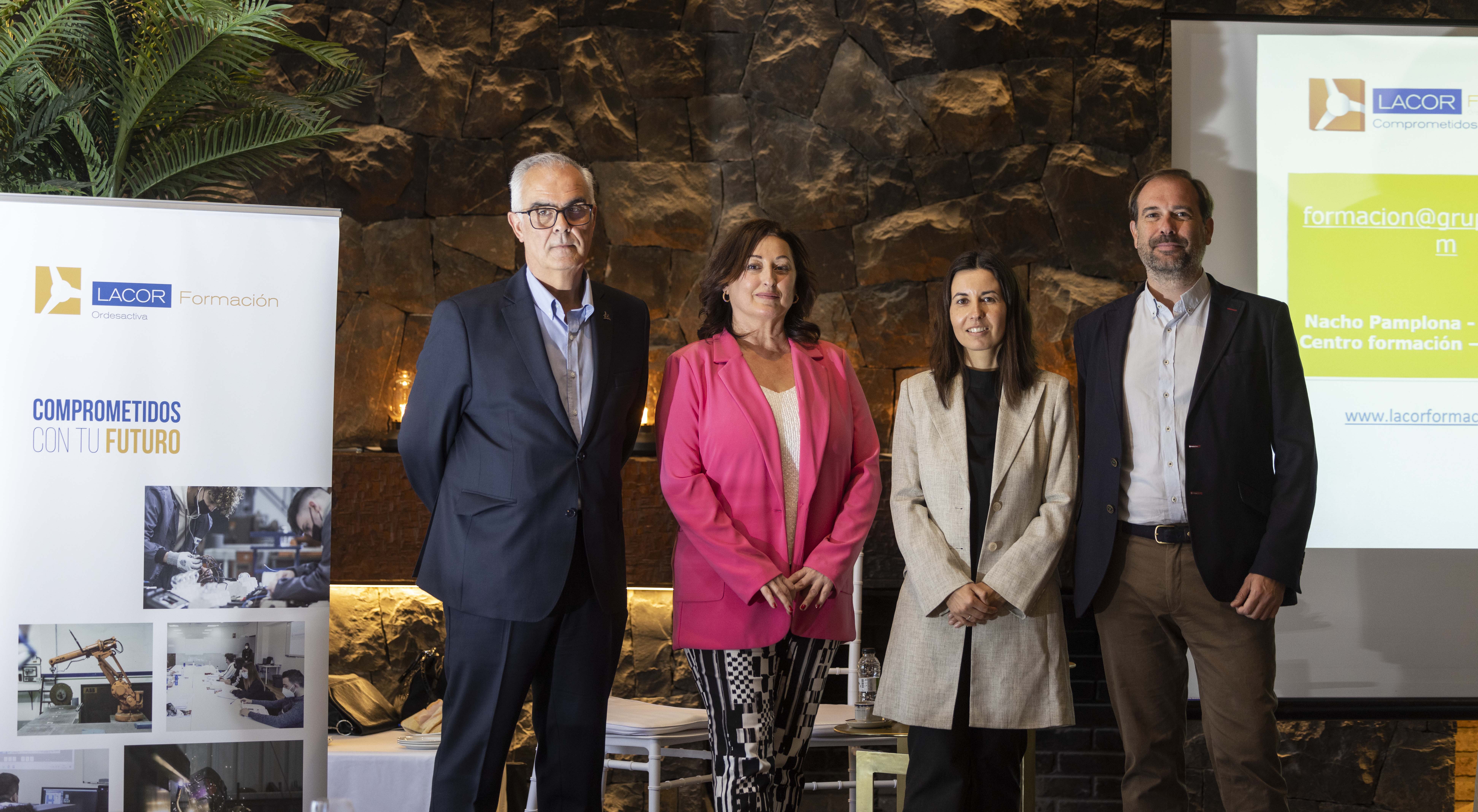 En este momento estás viendo Contratación a nivel nacional y fuera de España para cubrir en la industria demandas de empleo cualificado